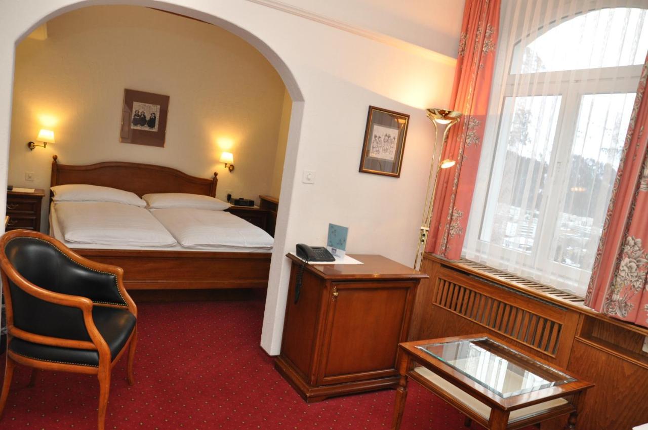 Chambre Triple – Vue sur Montagne