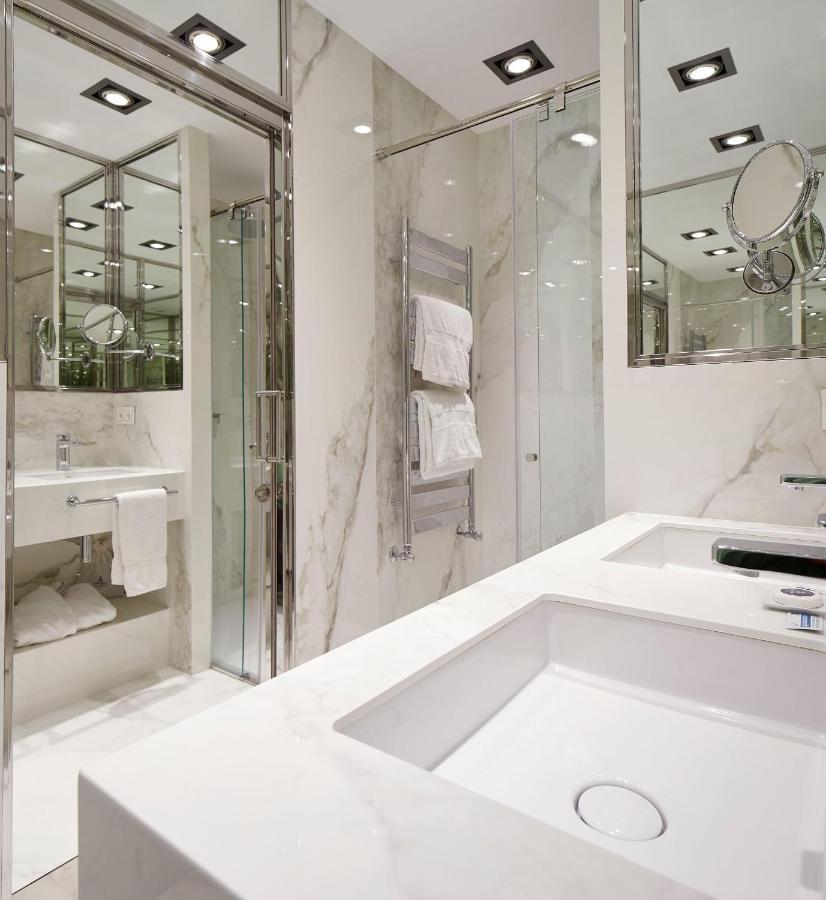Classic Double or Twin Room City View