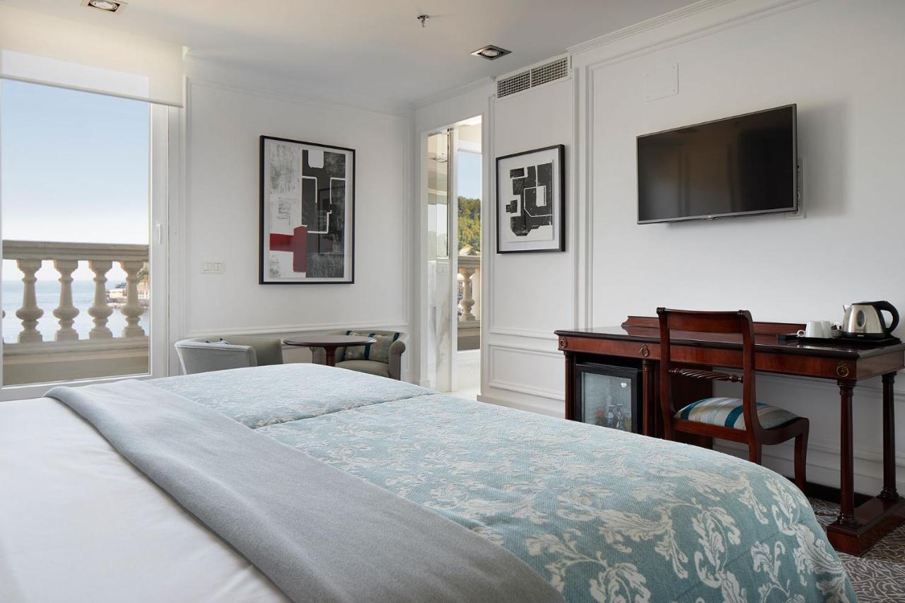 Classic Double or Twin Room Sea View