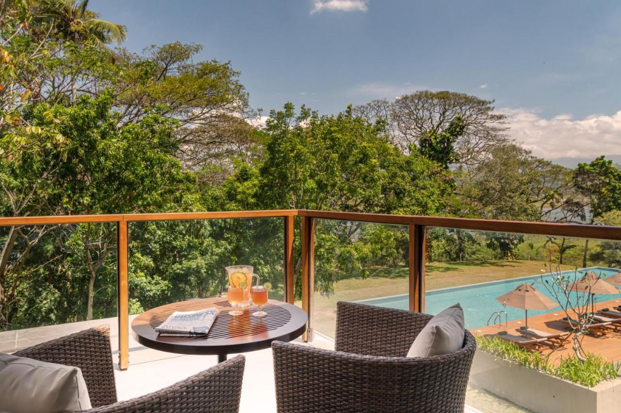 Kandyan Suite