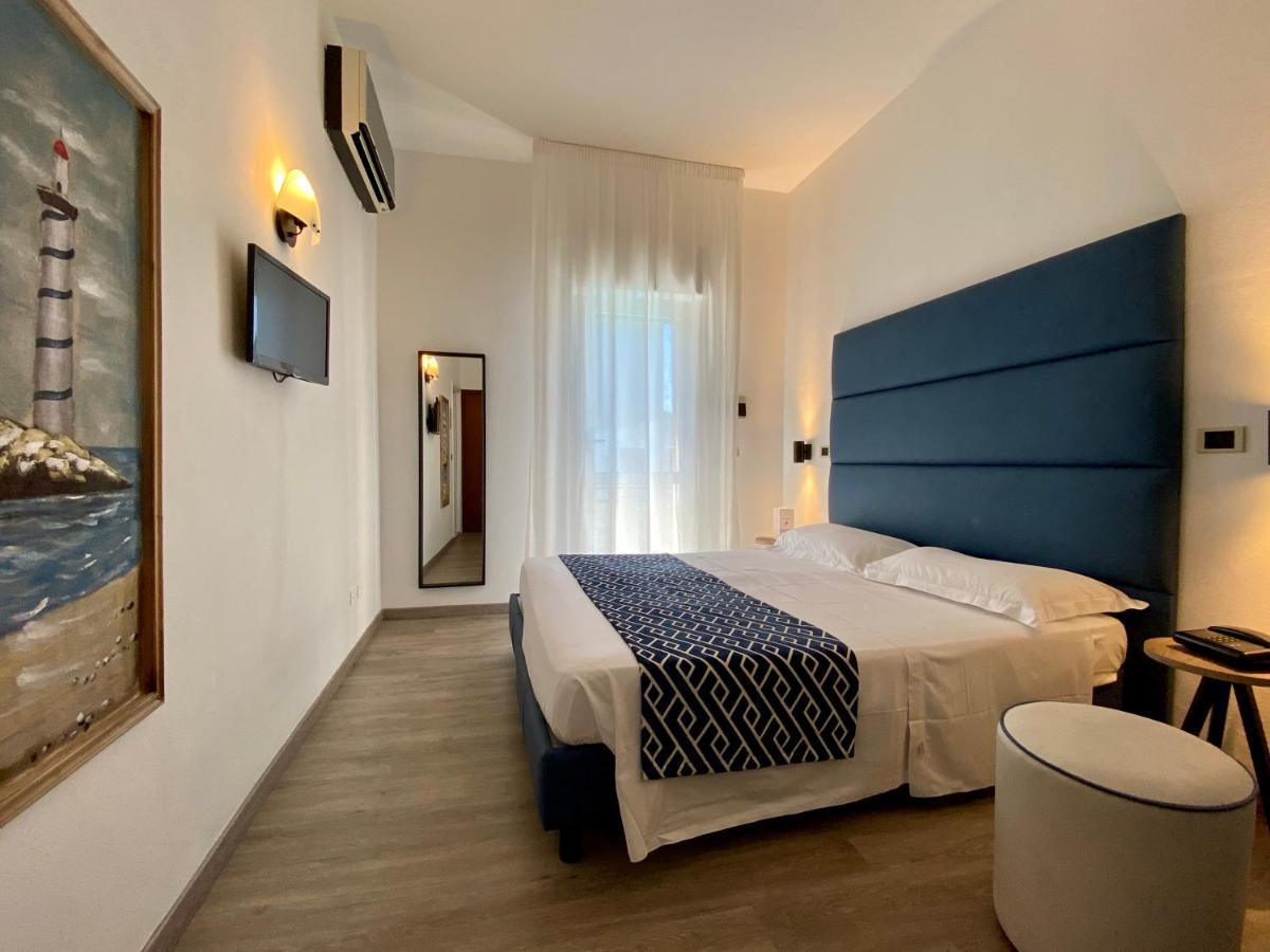 Double or Twin Room Balcony