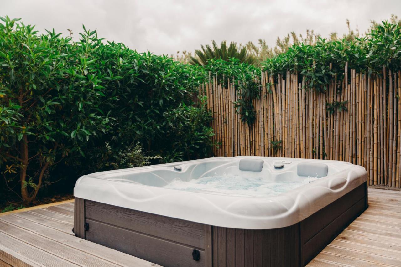 Deluxe Two-Bedroom Villa with Side Sea View and Private Hot Tub,1008890257:JPEG