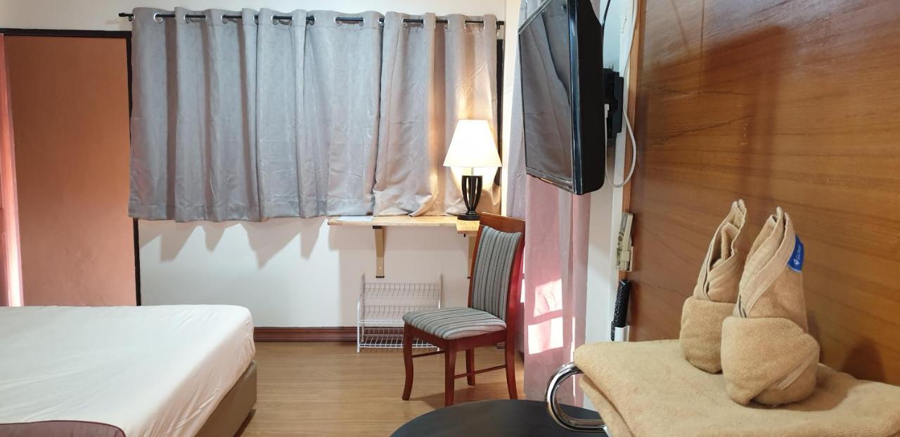 Kamer met Kingsize Bed