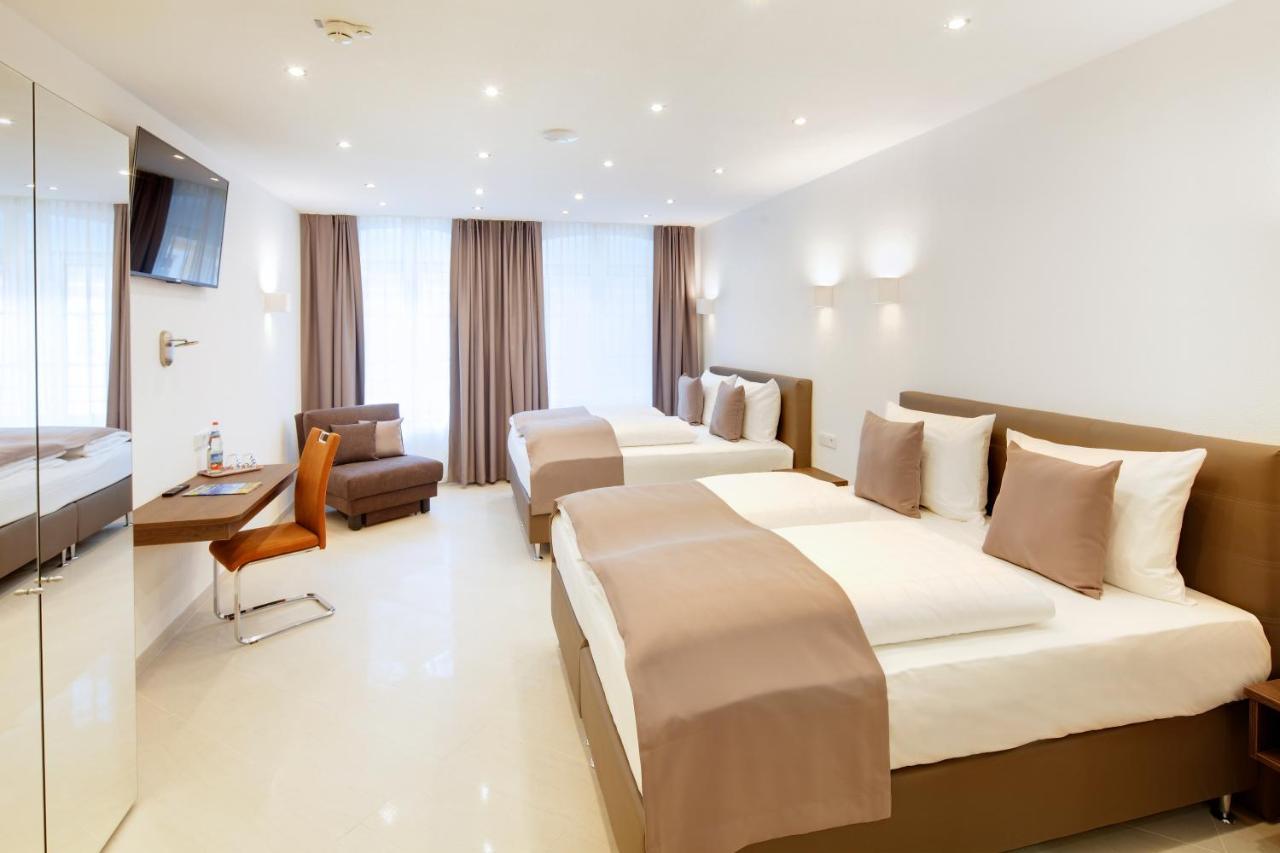 Quadruple Room,1032333239:JPEG