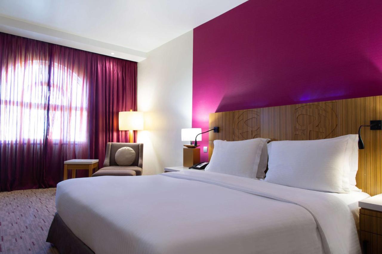 Suite with Lounge Access,1082580895:JPEG