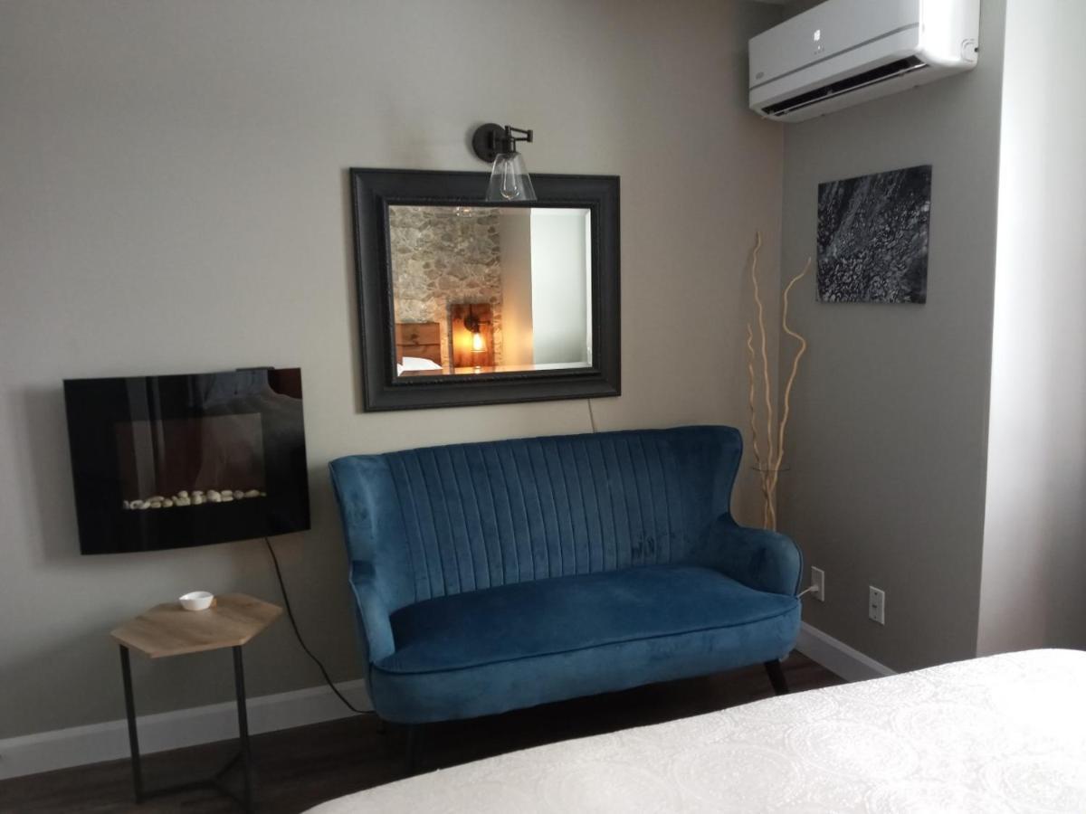 Standard Queen Room without Terrace