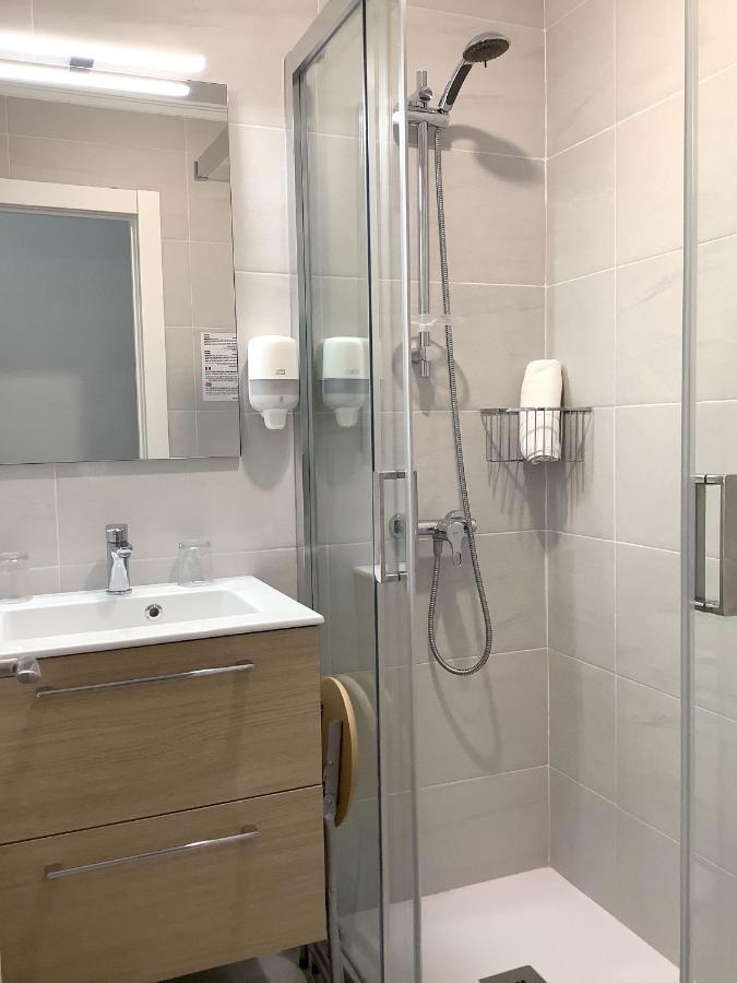 Exterior twin room,1089295309:JPEG