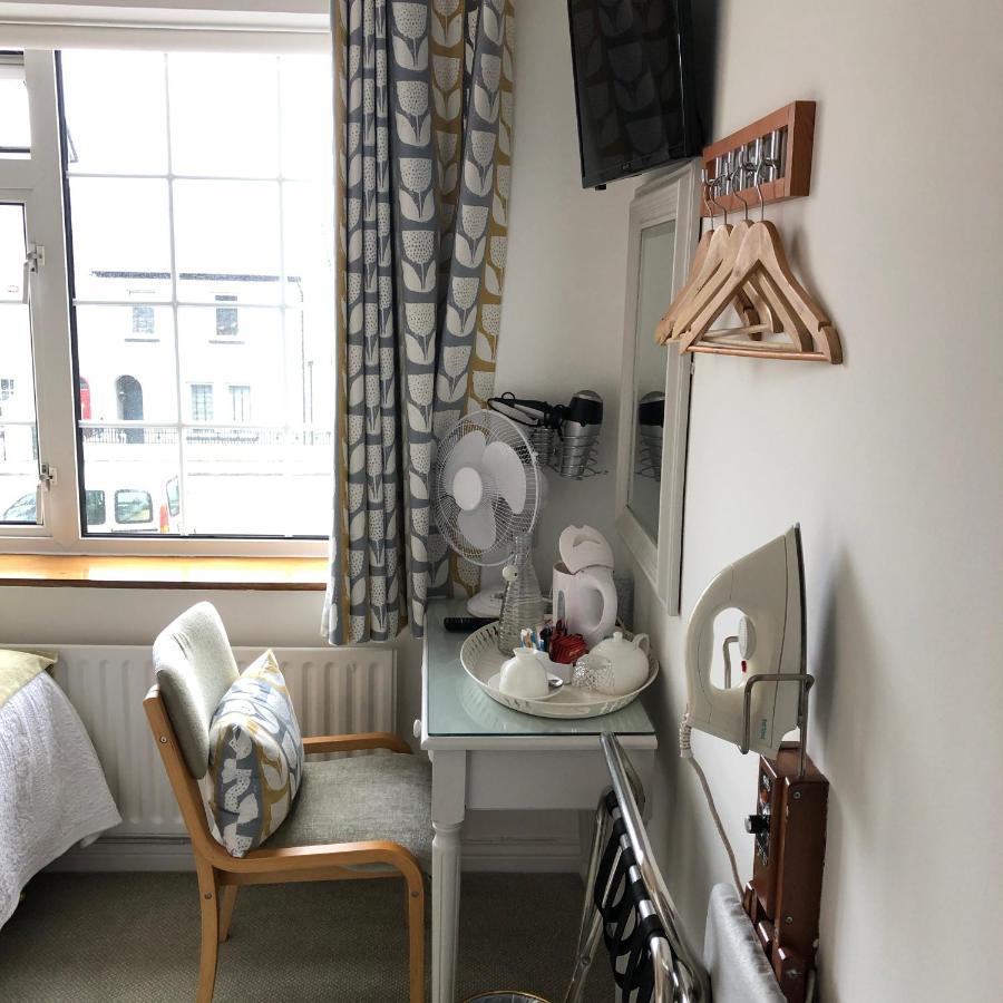 Single Room,1115244729:JPEG