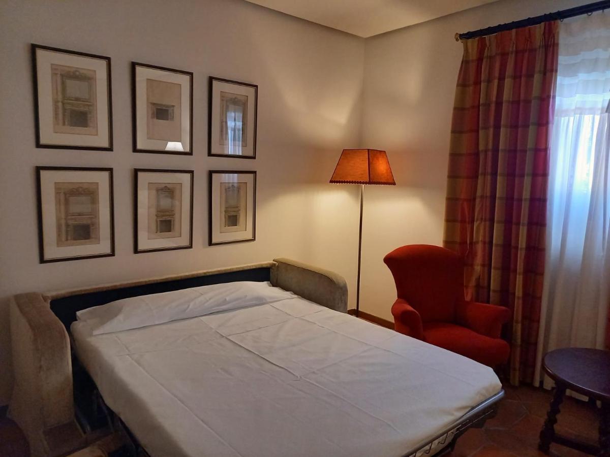 Double or Twin Room with Extra Bed (3 Adults),1207883797:JPEG