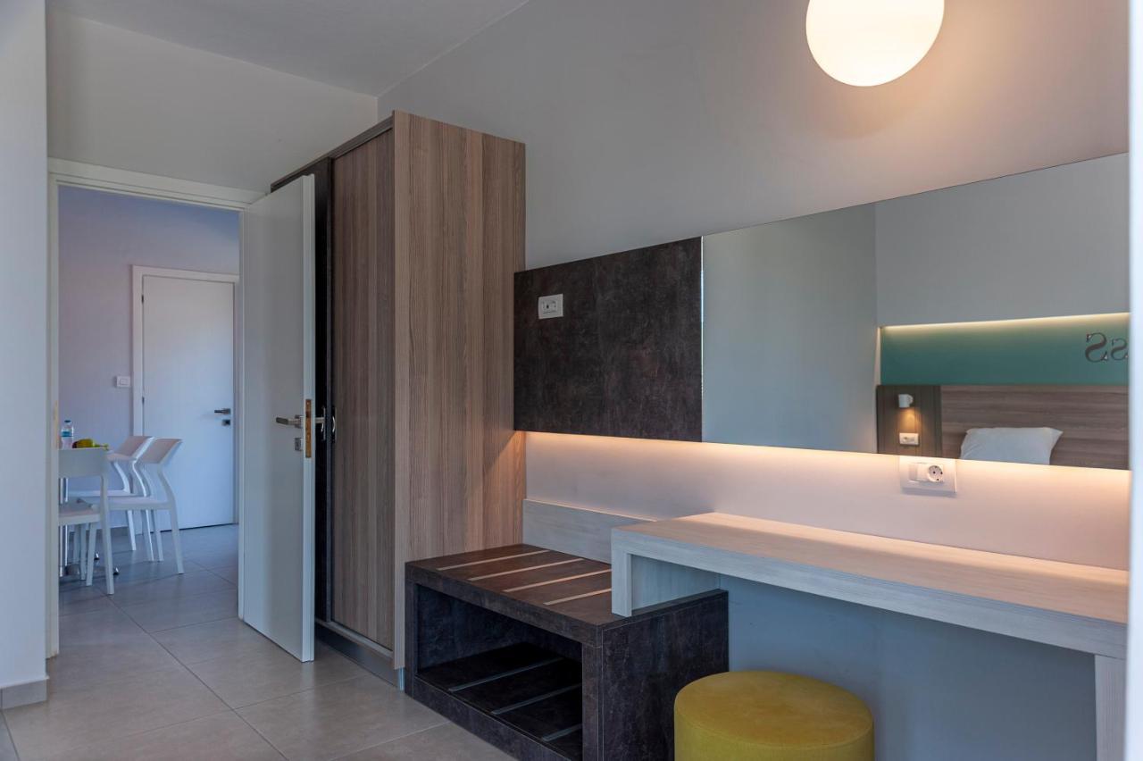 Deluxe Family Suite