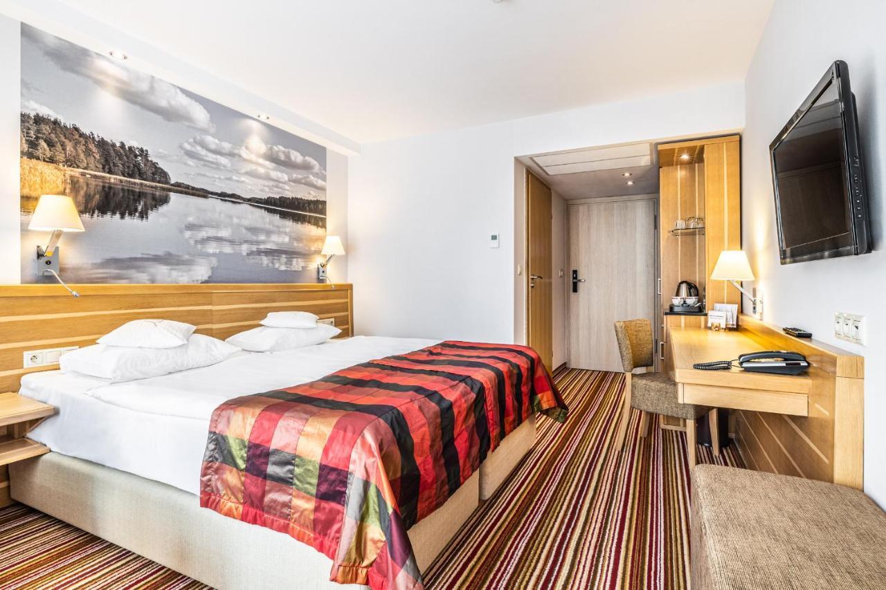 Double or Twin Room with Lake View,1255539190:JPEG