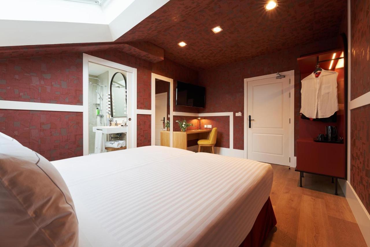 Twin Room Attic