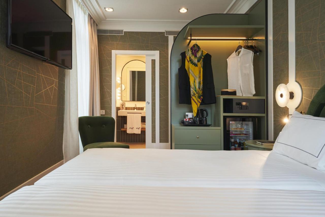 Twin Room City View
