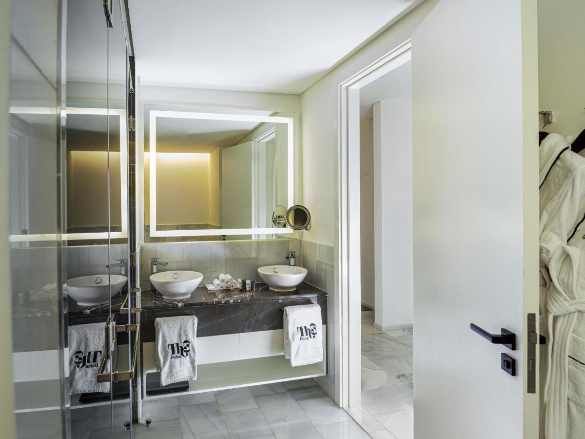 Familiensuite mit 2 Schlafzimmern, Blick auf The Palm und das Meerblick, Balkon, Küche und Schlafsofa