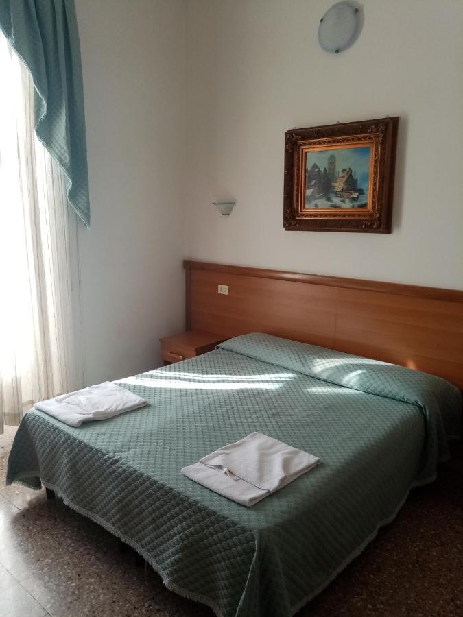 Habitación Doble con baño privado - 1 o 2 camas