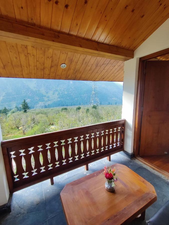 Double Room Mountain View Welcome Drink Complimentary 2pcs Laundry Late Check out upto 2hrs