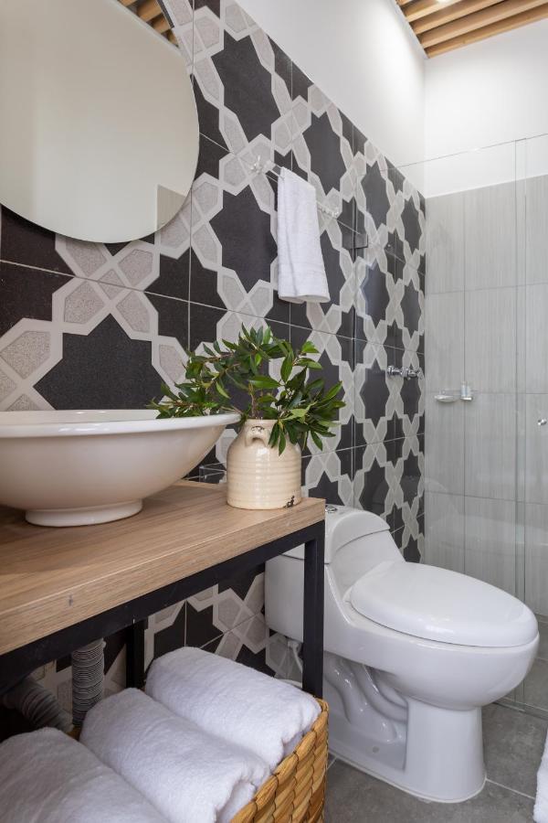 Single Room Private Bathroom
