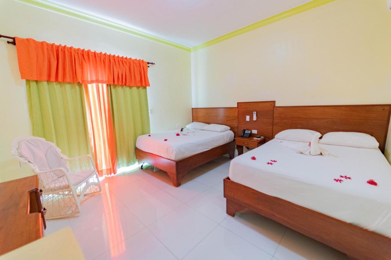 Double Room with Two Double Beds,1165299834:JPEG