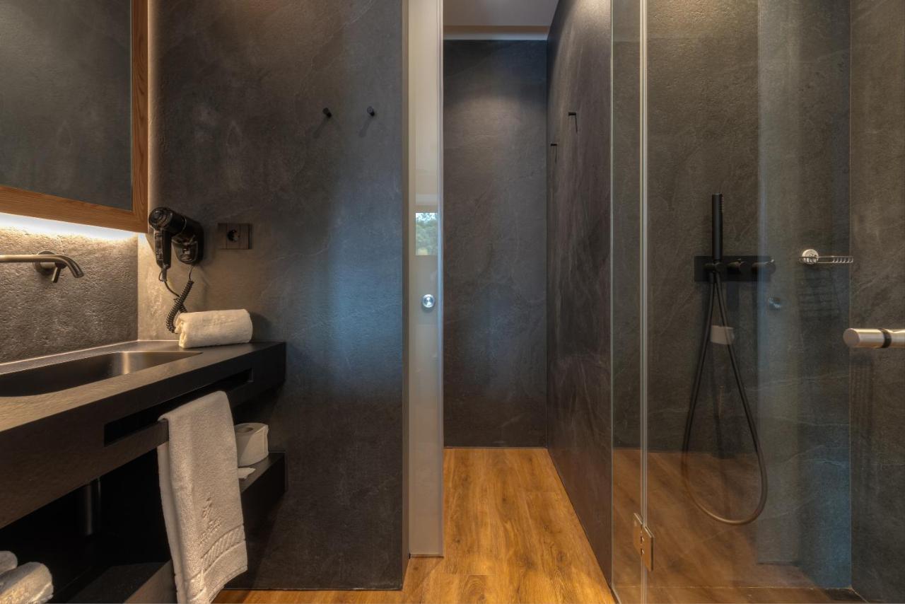 Quarto King com Banheira de Hidromassagem