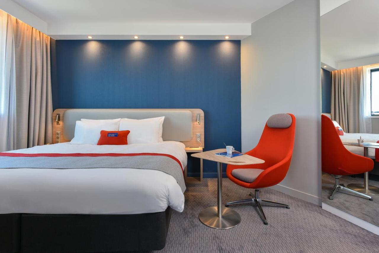 Standard King Room Top Floor
