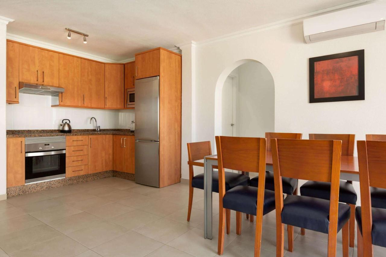 Apartment mit 3 Schlafzimmern mit Meerblick