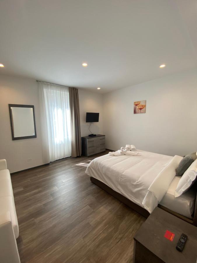 Dreibettzimmer