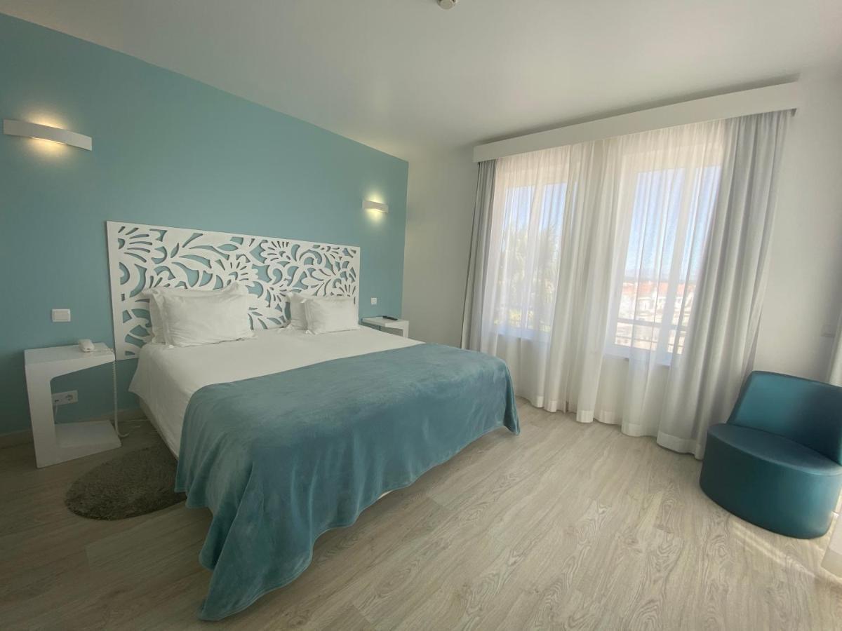 Habitación Doble con terraza y vistas a tierra