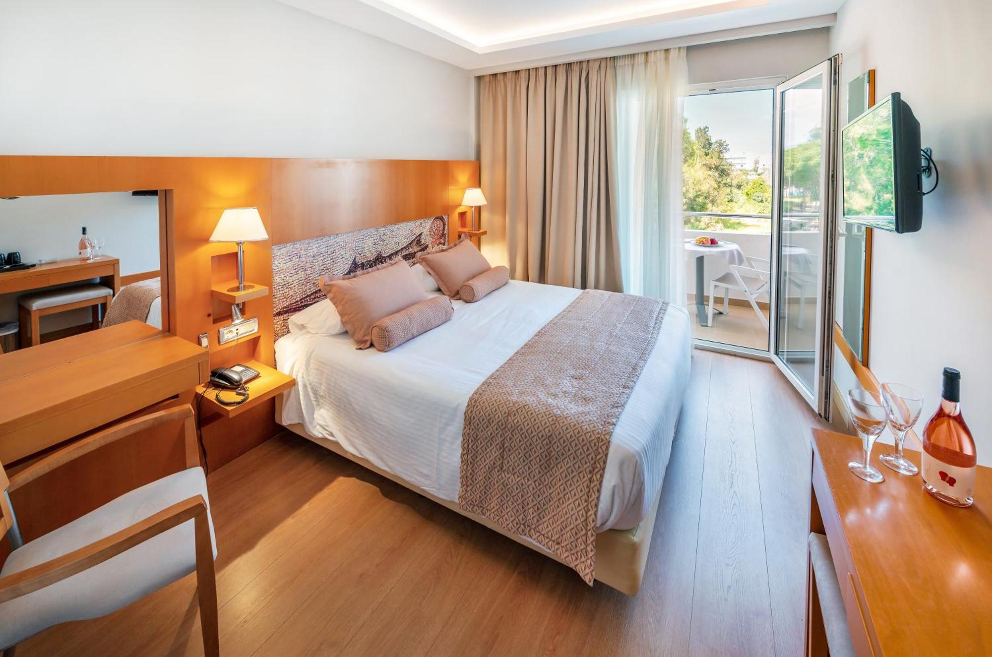 Double Room,1146164554:JPEG