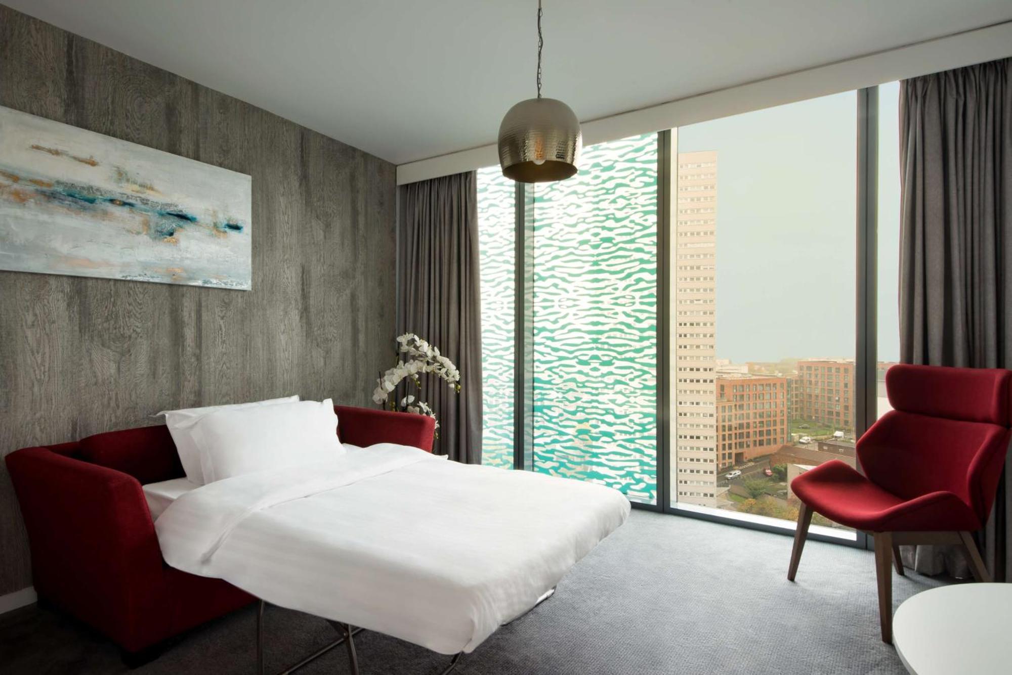 Suite City View