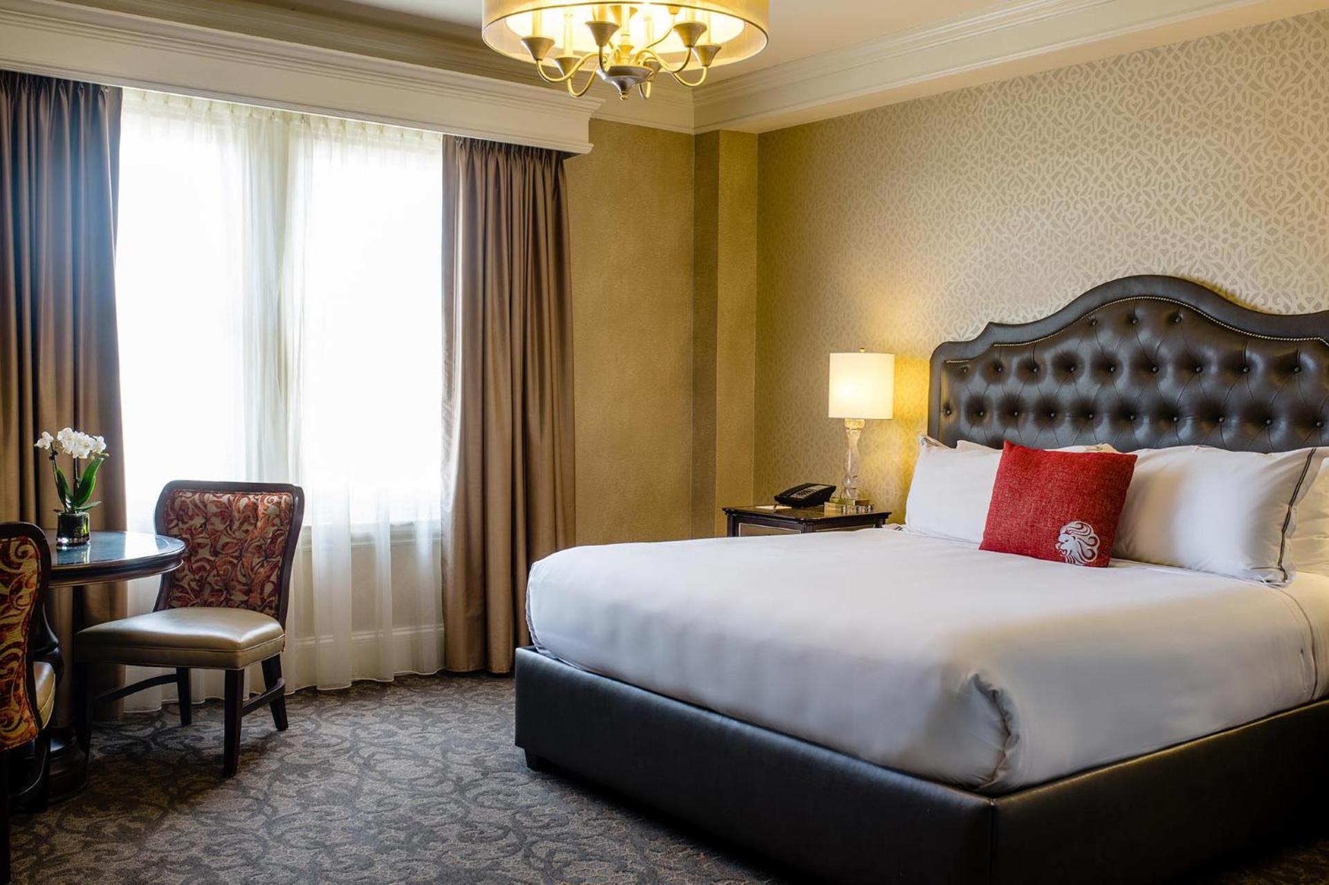 Superior King Room