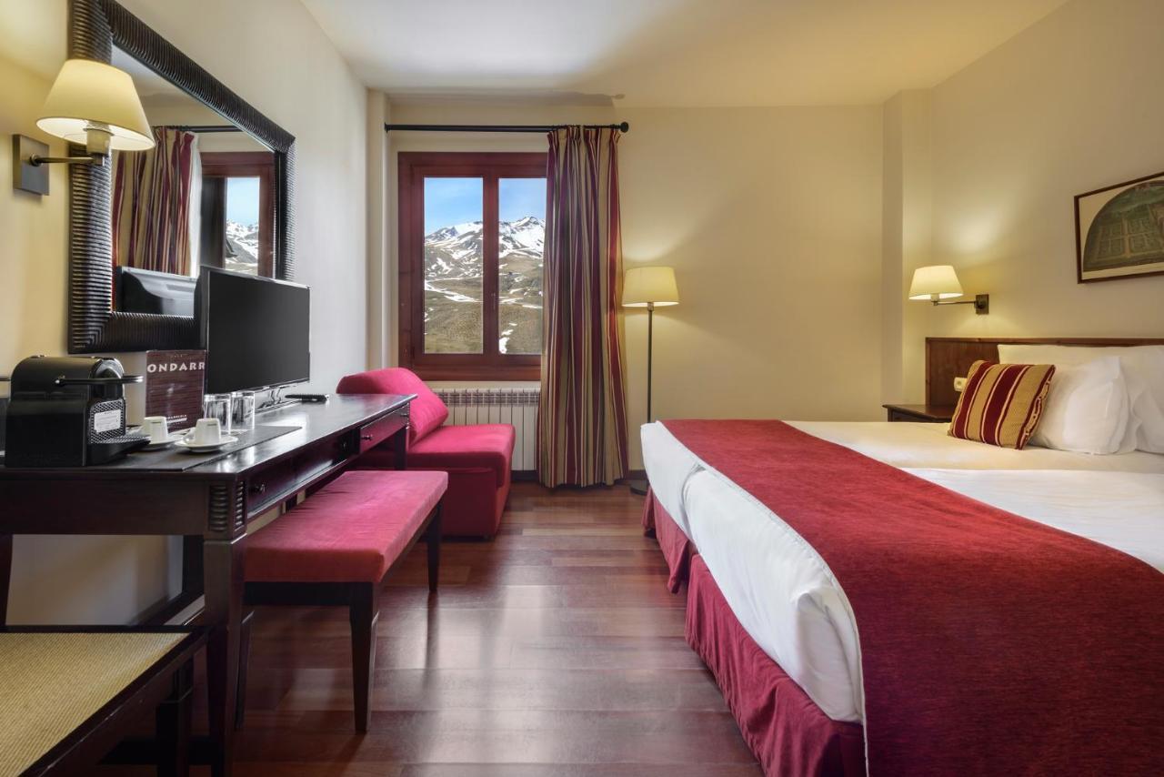 Chambre Lits Jumeaux Standard - Vue sur Montagne
