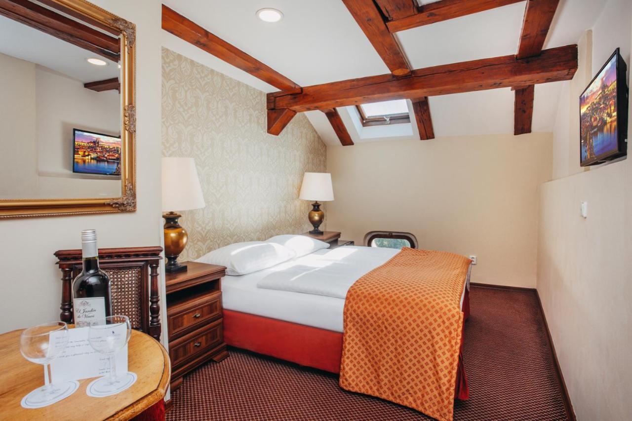 Economy Double or Twin Room