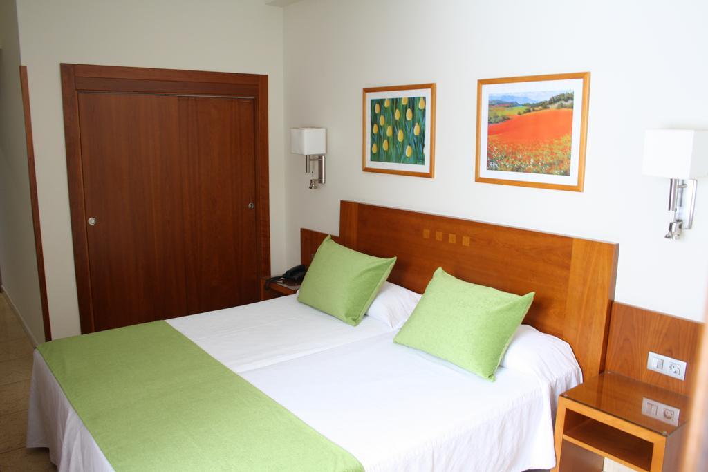 Single Room Interior