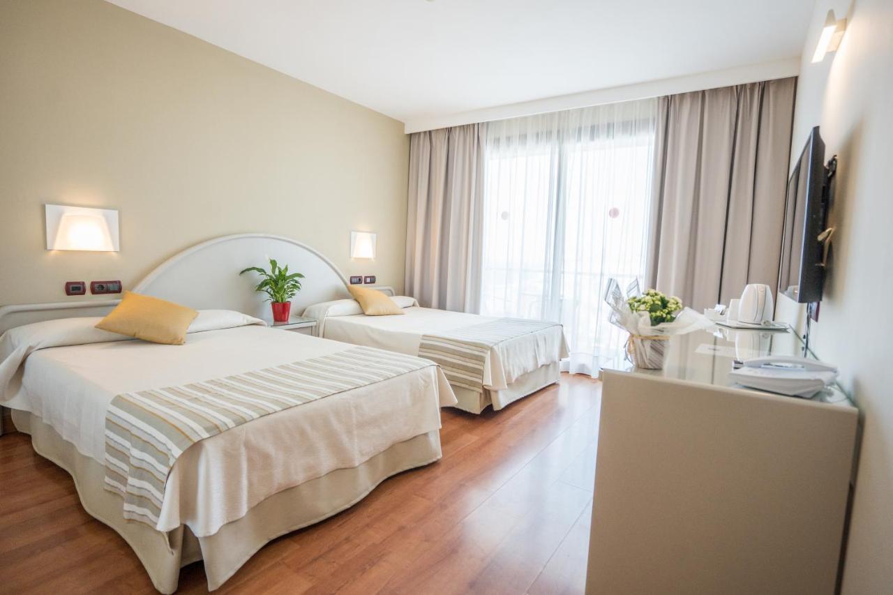 Familienzimmer (2 Erwachsene + 2 Kinder)