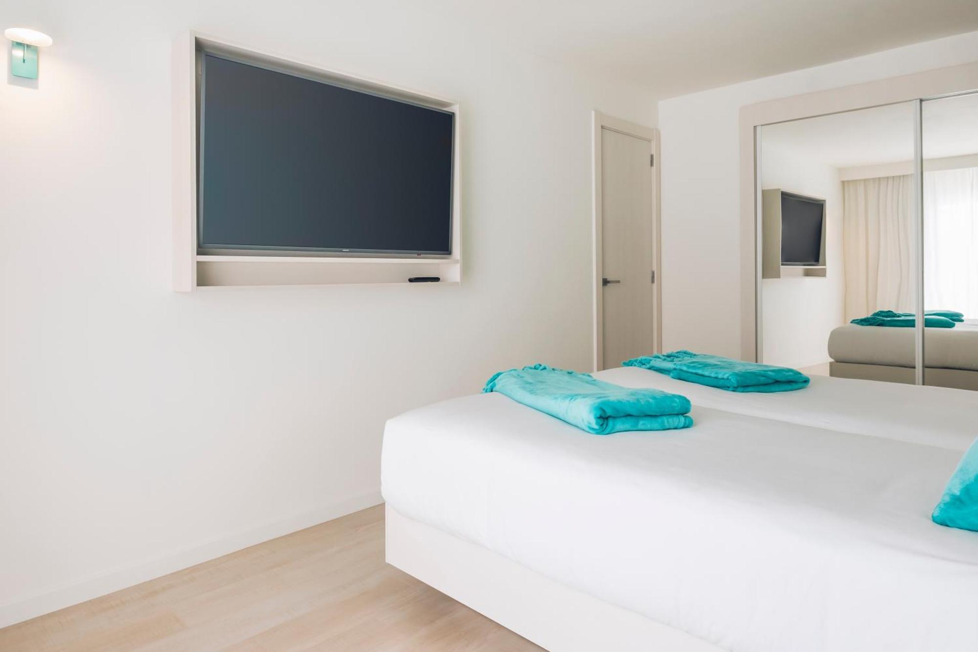 Chambre Double (2 Adultes)