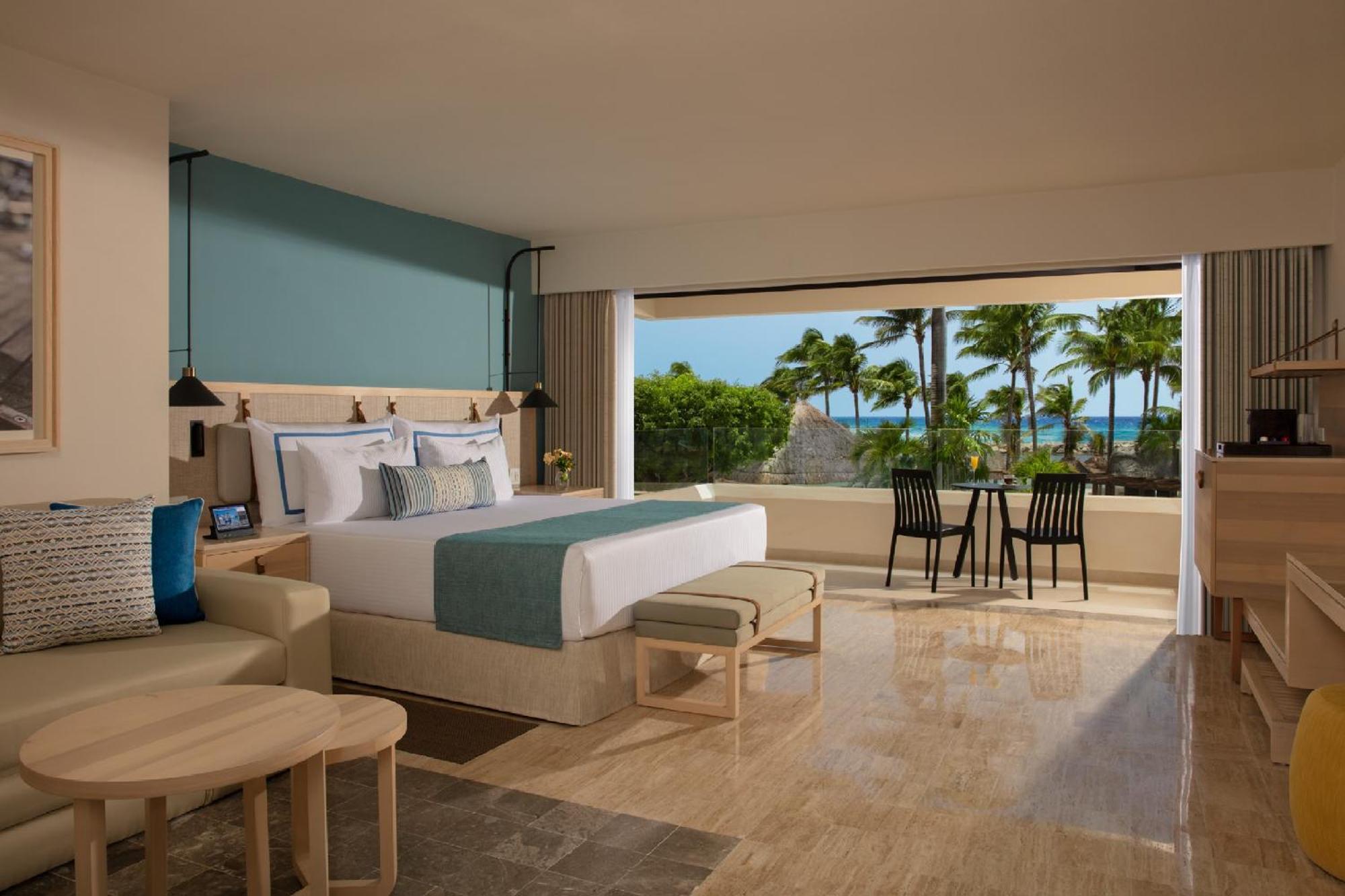Suite Preferred Club frente al mar con cama extragrande (DXKOF)