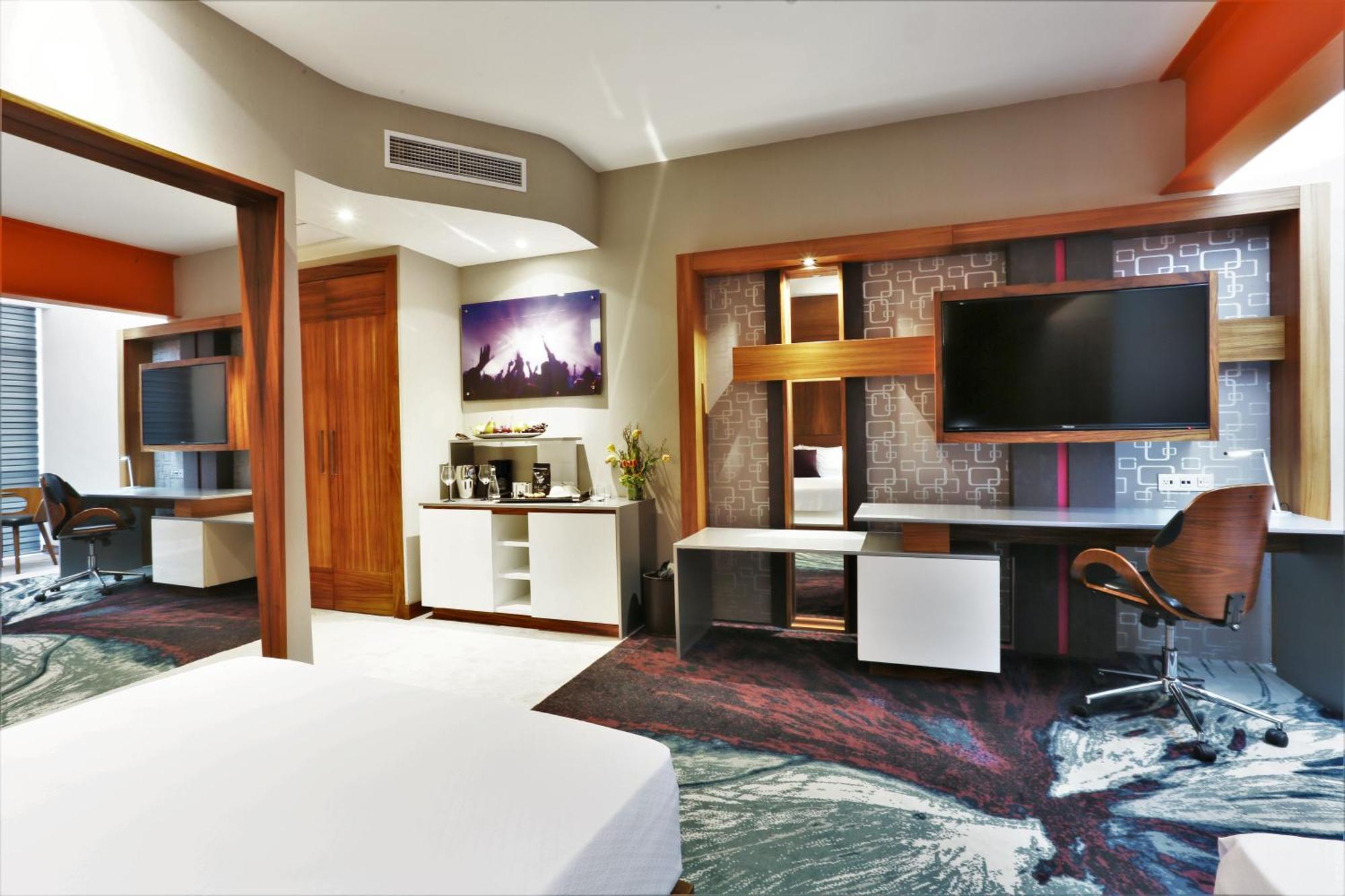 Deluxe 2 Double Beds Room