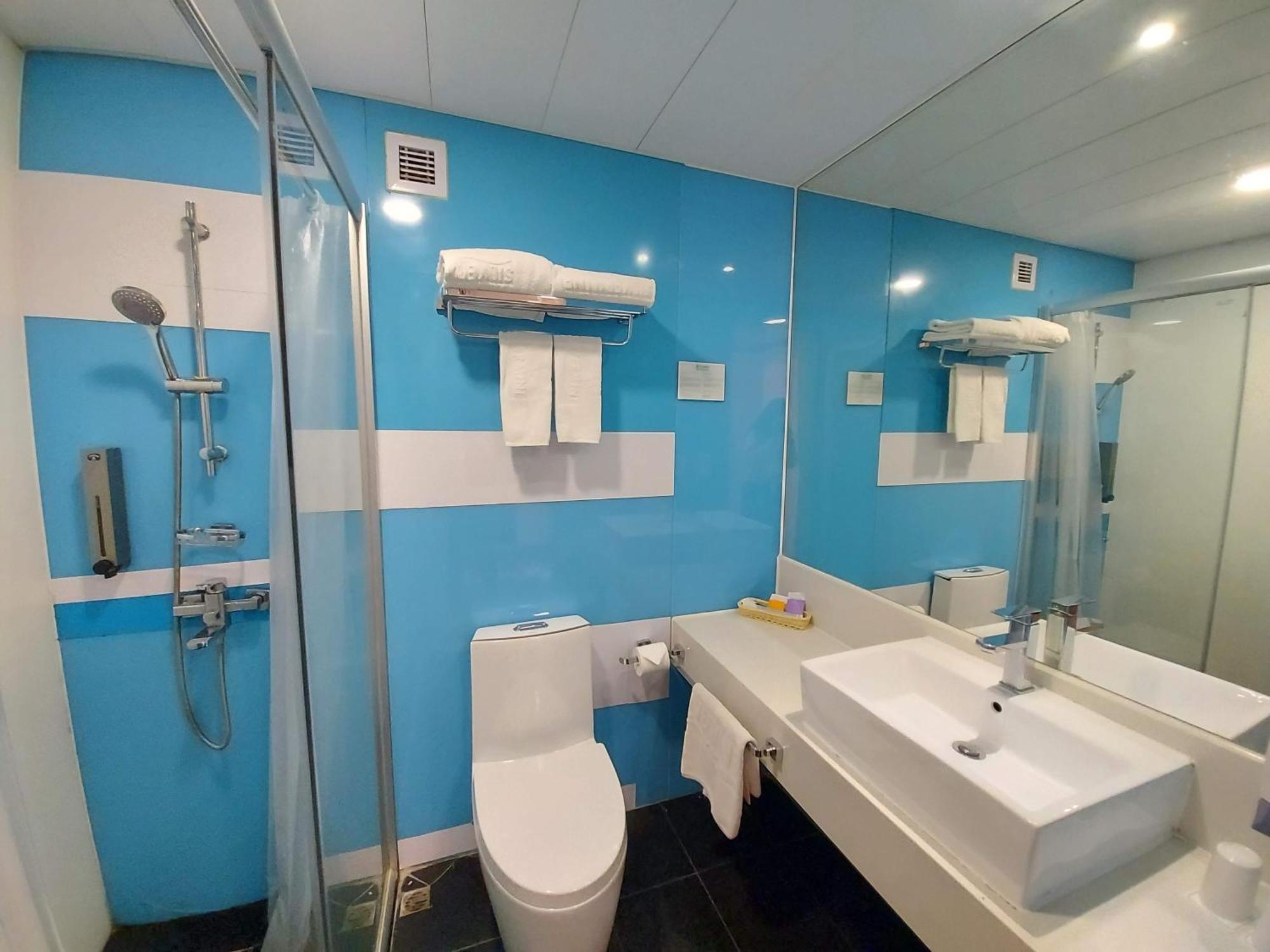 Quarto Standard com 2 Camas de Solteiro