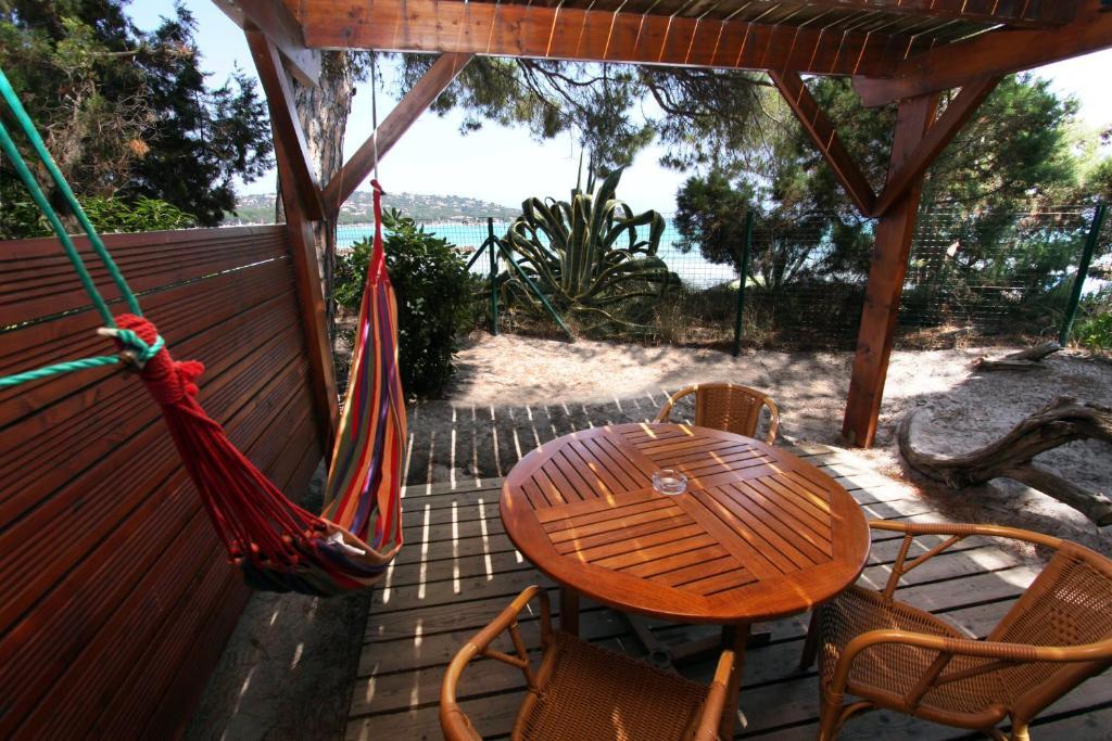 Superior Bungalow - Renovated - Sea Side
