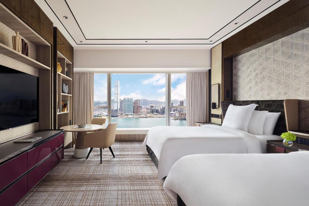 Deluxe Harbour-View Room Two Double