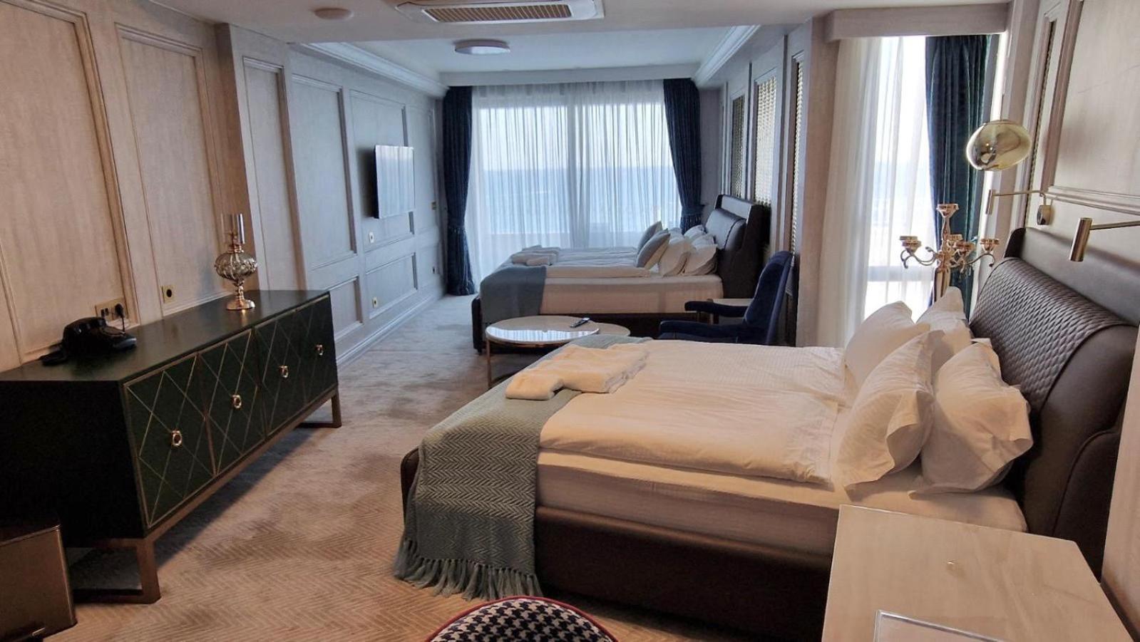 Quadruple Room with Sea View,1337606021:JPEG