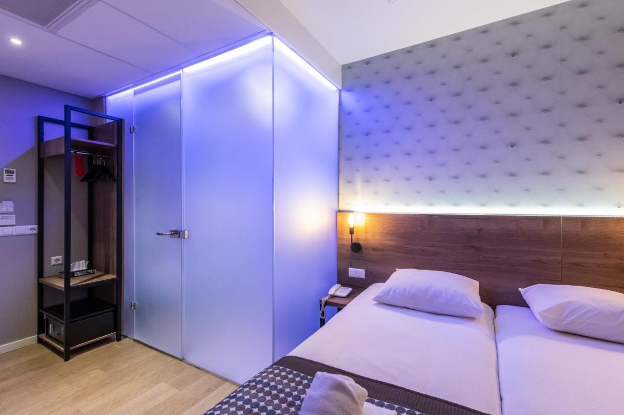 Souterrain Triple Room no window