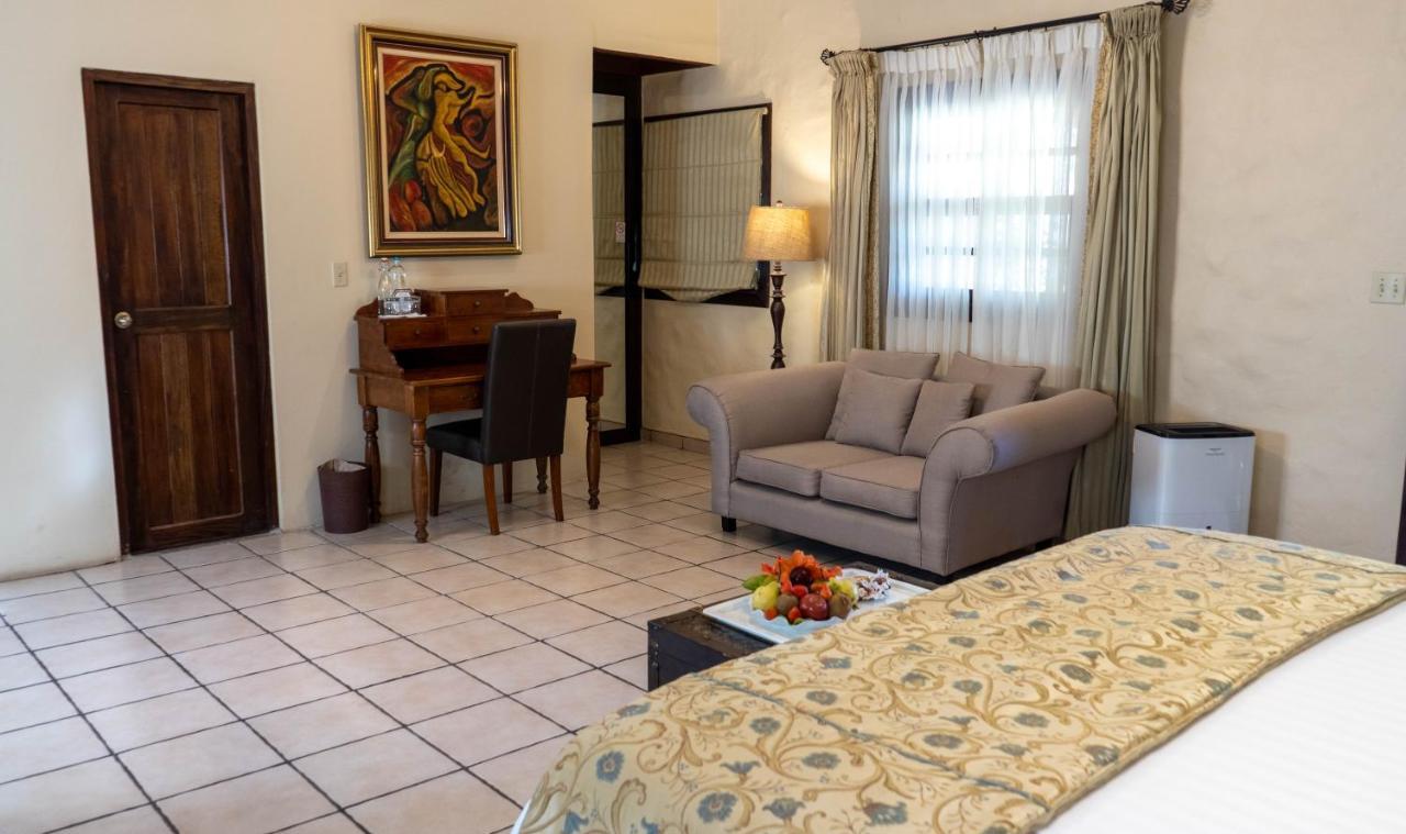 King Room,1357568483:JPEG