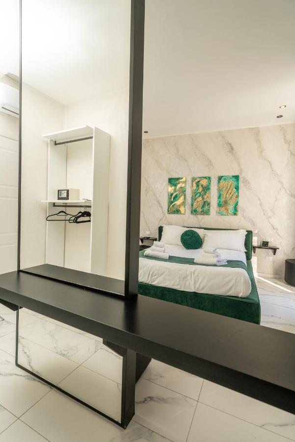 Queen Suite Spa Bath