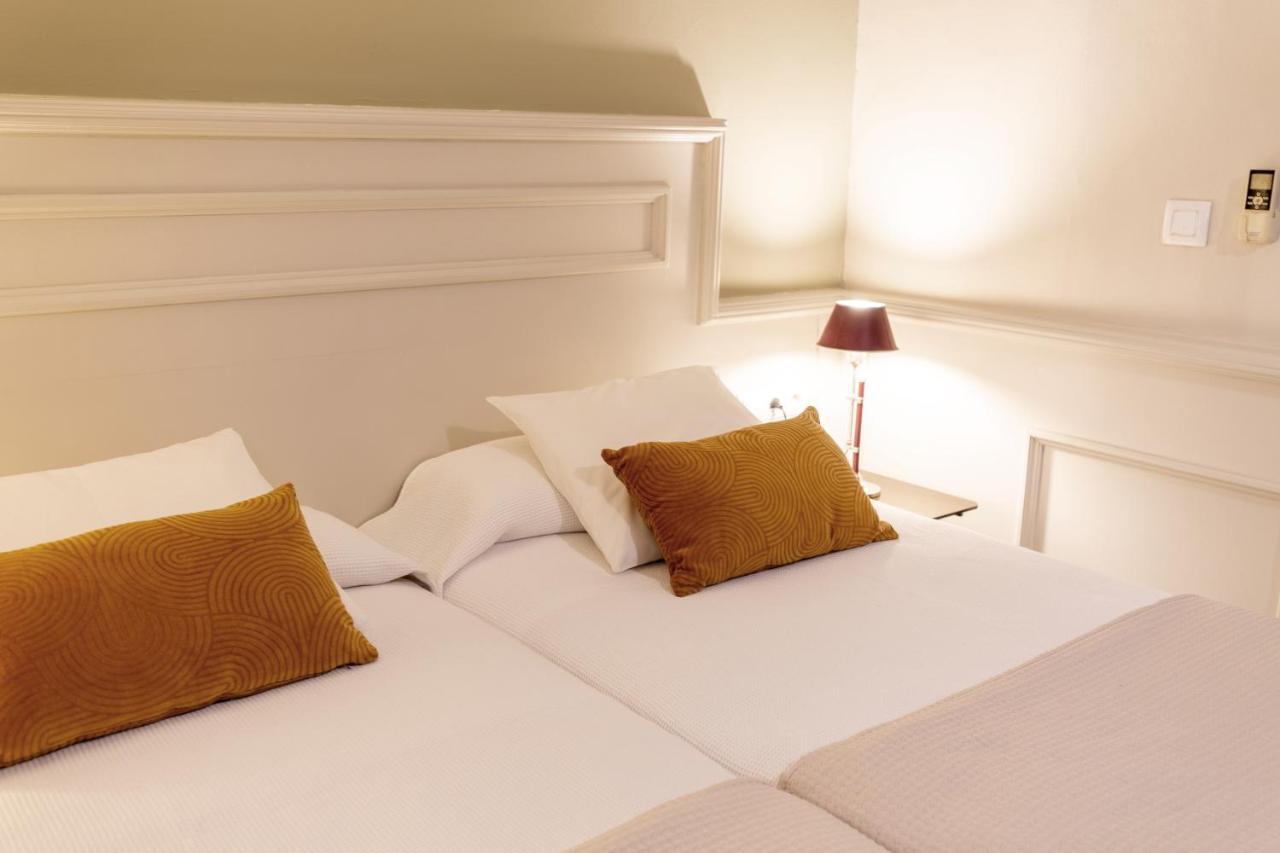 Chambre Double ou Lits Jumeaux