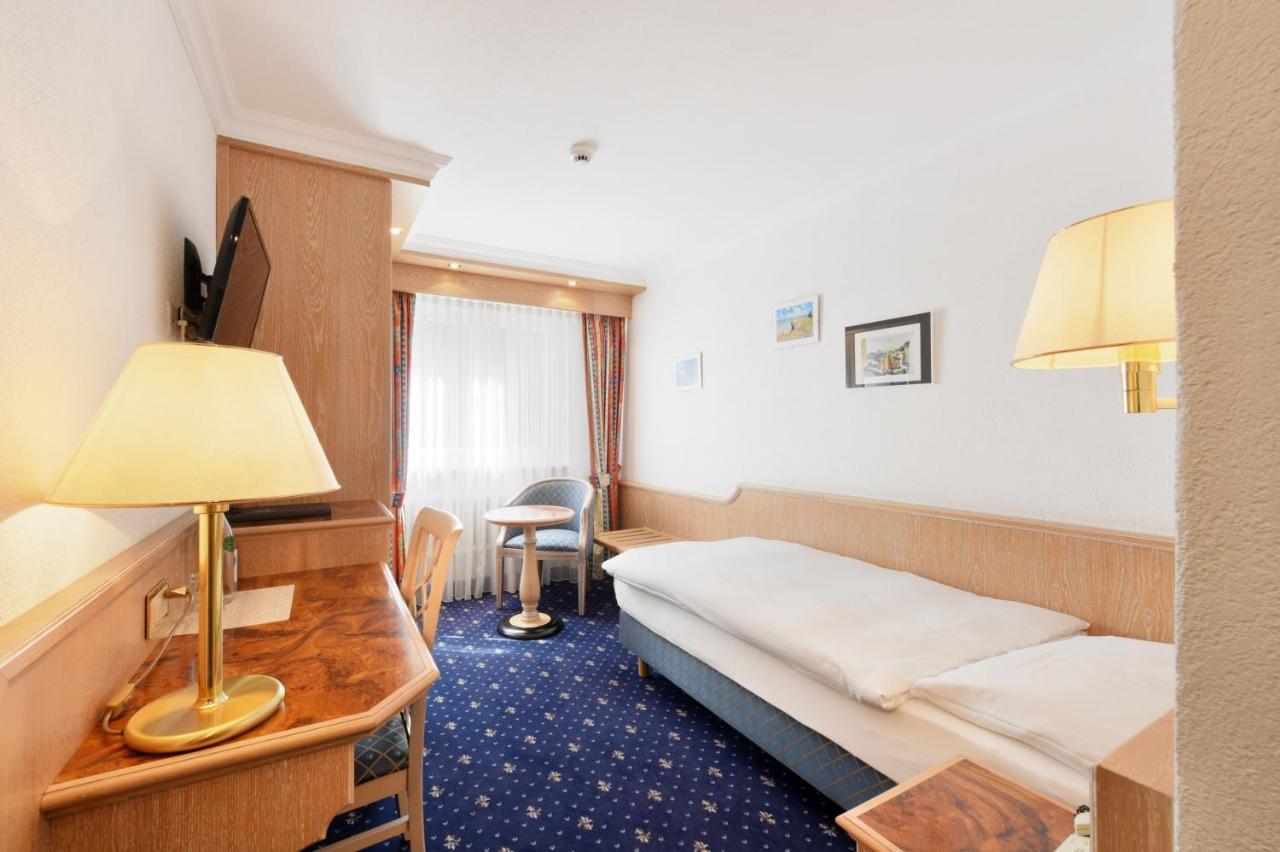 Standard Single Room,1370512406:JPEG
