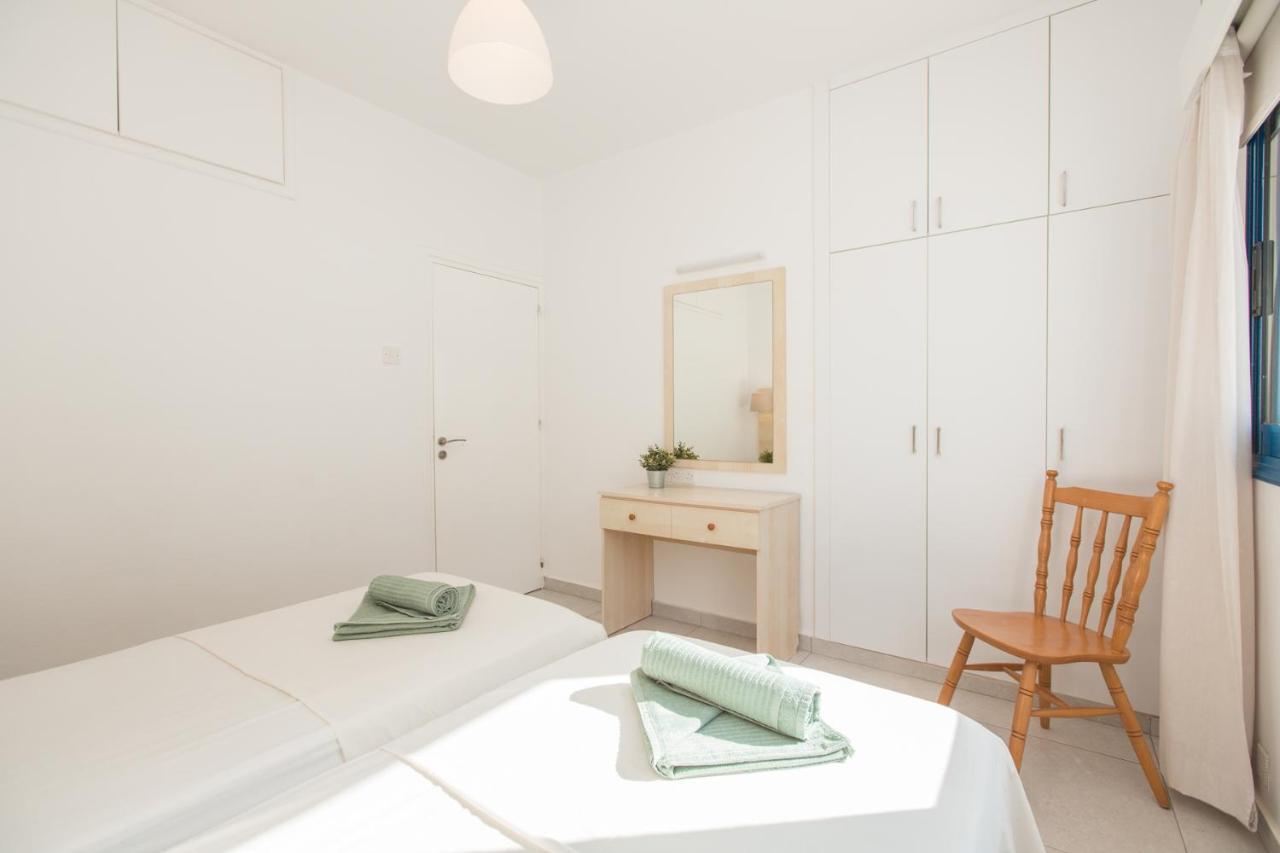 Two-Bedroom Apartment,1370521232:JPEG