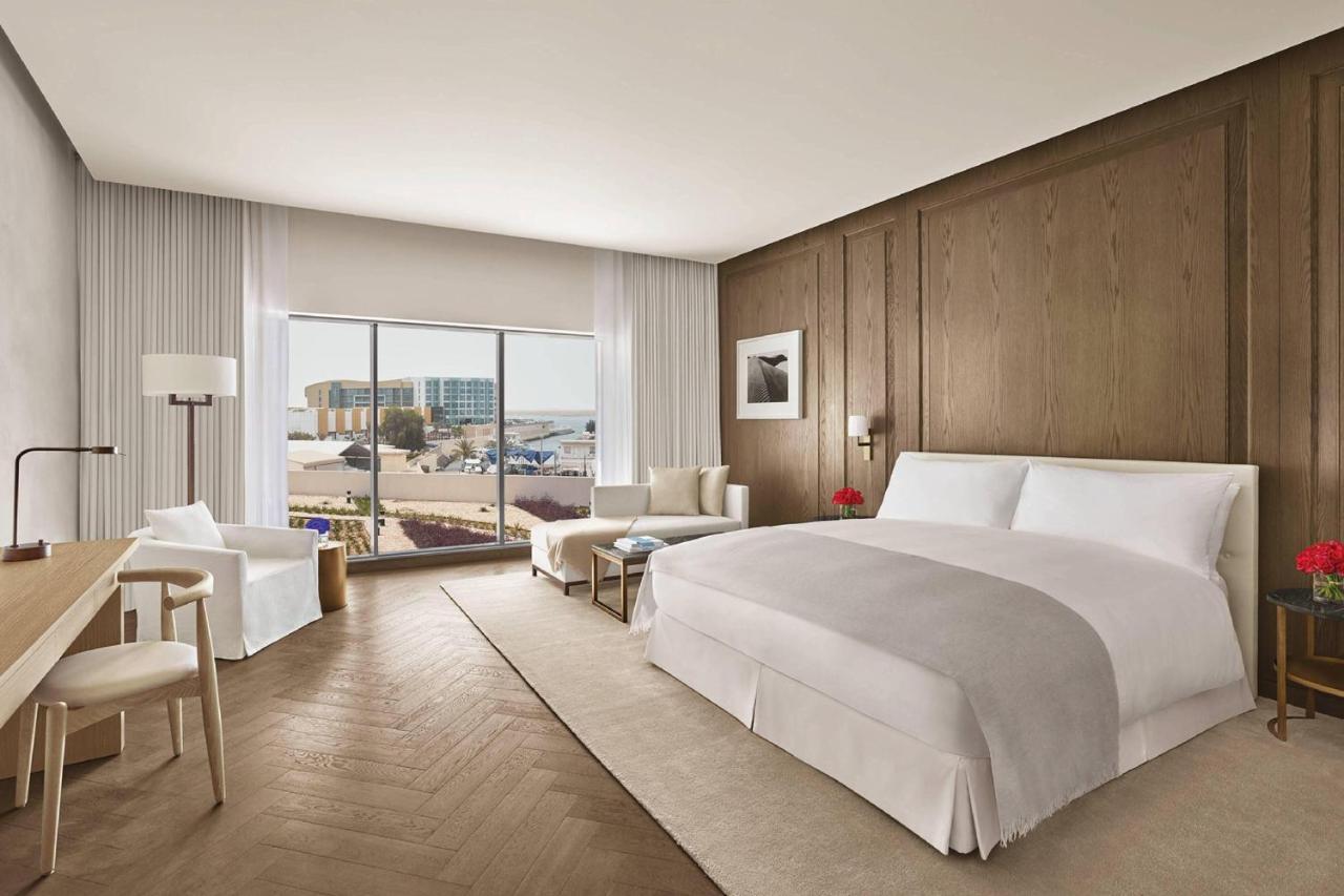 Deluxe King Room Marina View,1420524555:JPEG