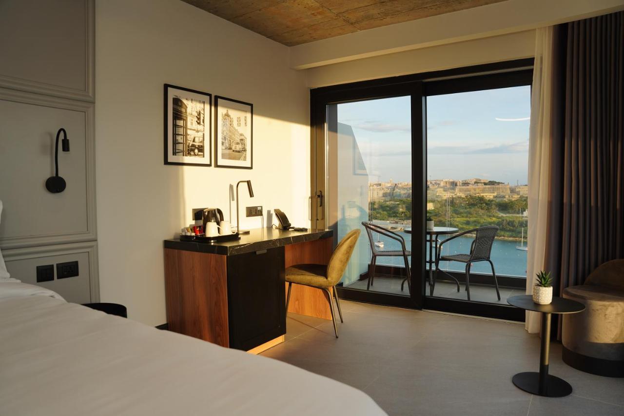 Habitación Doble con balcón y vistas al mar - 1 o 2 camas