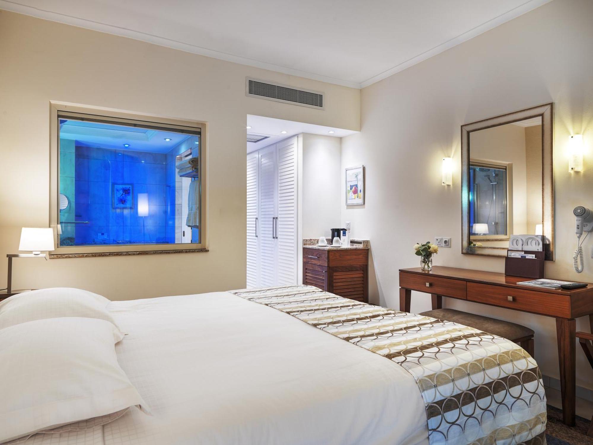 Chambre Double ou Lits Jumeaux de Luxe - Vue sur Bord de Mer